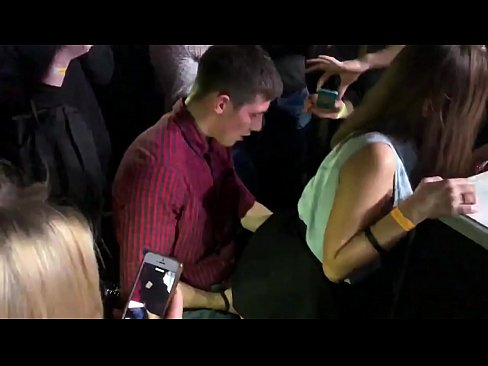 ❤️ Sex nyata dina nightclub Rusia. gadis Rusia 18 taun heubeul dina anus jeung heunceut fucked di nightclub a pelacur dina su.vanalize.ru ❌️❤